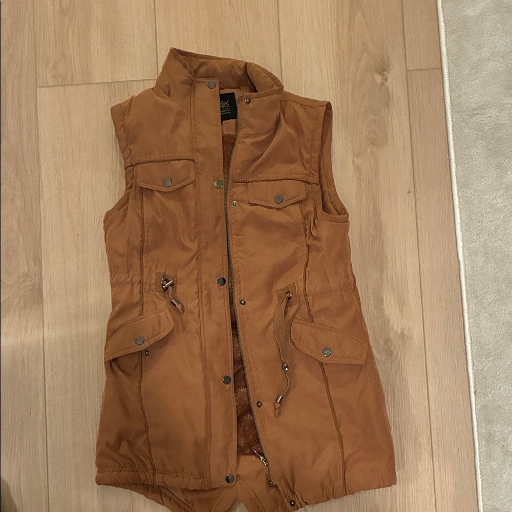 Women's Tan Vest